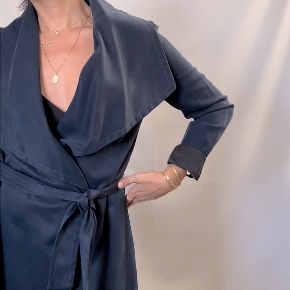 Club Monaco navy blue soft trench outerwear jacket with belt tie